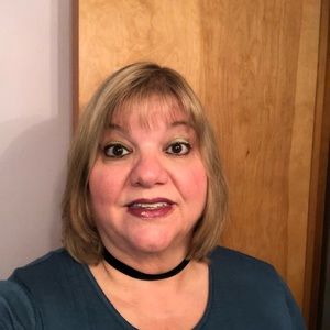 Meet your Posher, Marianne